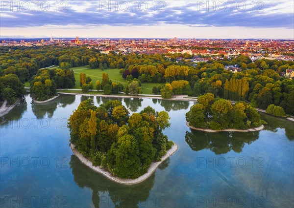 King's Island and Elector's Island in the Kleinhesseloher Lake