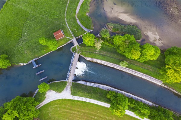 Weir system on the Loisach river near Beuerberg