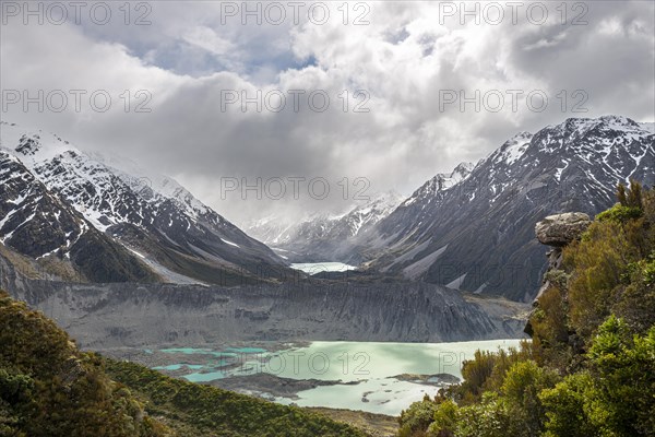 View on Hooker Valley from Sealy Tarns track