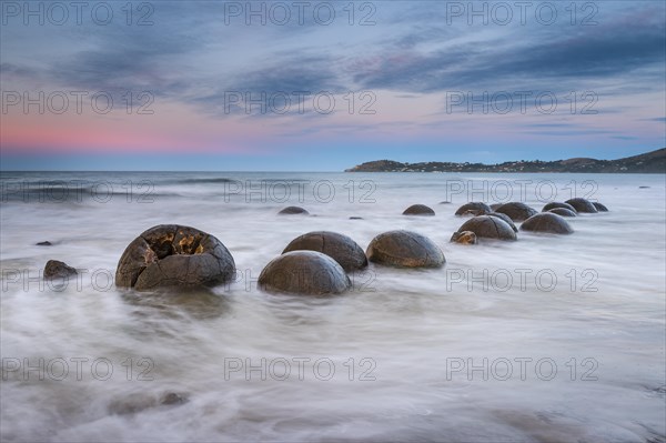 Moeraki Bolders