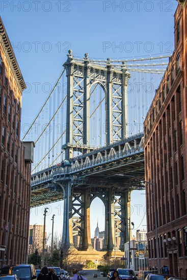 View from Main Street to Manhattan Bridge and Empire State Building