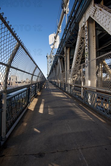 Footpath across the Manhattan Bridge
