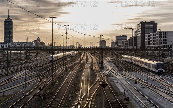 View from Hackerbruecke onto railway tracks