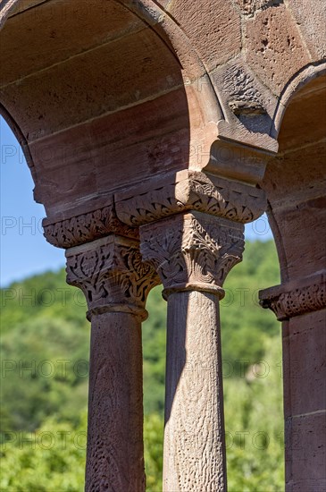 Columns of the arcades