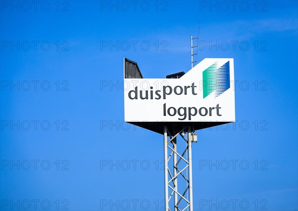 Sign Container Terminal duisport logport