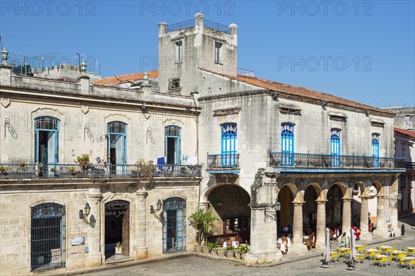 Plaza de la Catedral with its restored aristocratic residences