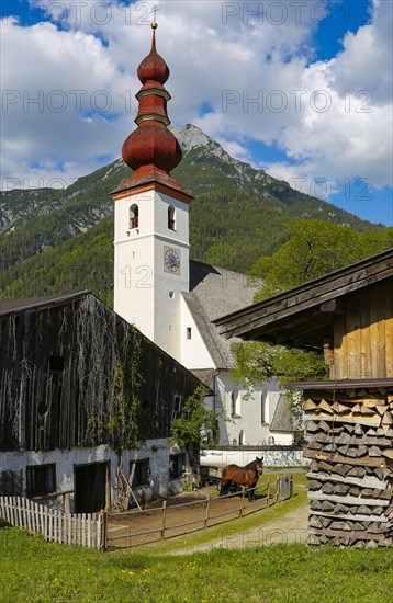 Parish church of Sankt Ulrich am Pillersee with Ulrichshorn