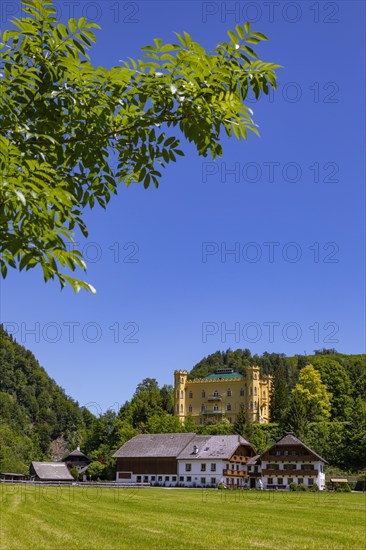 Huettenstein Castle