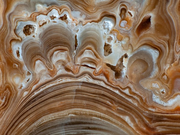 Agate cut