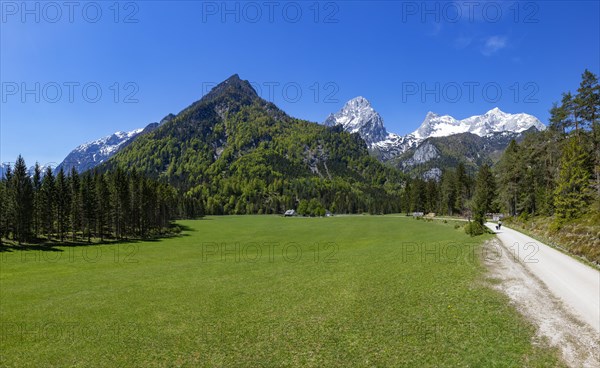 Alpine hut Polsterstueberl in the Stoder Valley