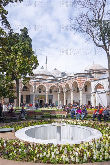 Fountain in the courtyard of Topkapi Palace