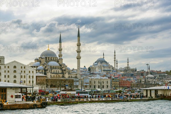 Yeni Camii Mosque and Sueleymaniye Mosque