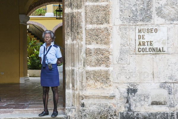 Museum attendant in Habana Vieja