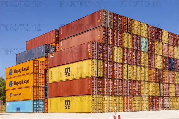 Freight containers at the container terminal at Westhafen Regensburg