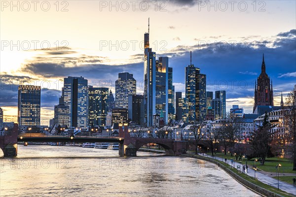 Skyline of Frankfurt am Main at the beginning of the blue hour