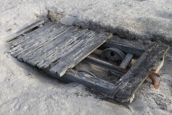 Old wagon on the uninhabited North Sea island Minsener Oog