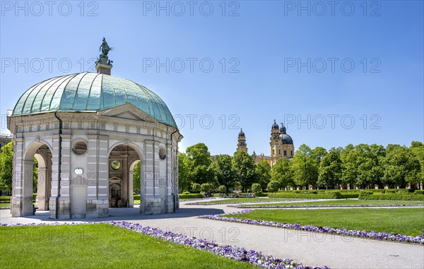 Temple of Diana in the Hofgarten and Theatine Church