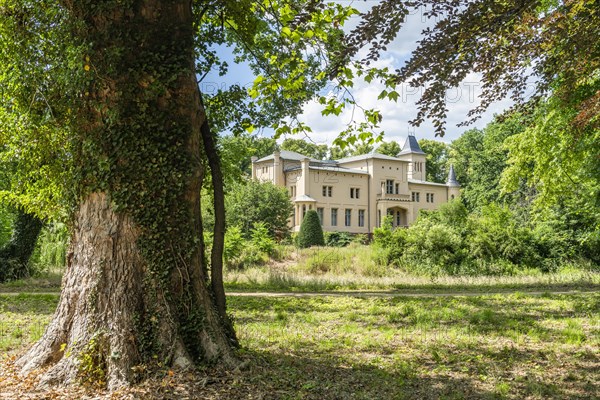 Castle and castle park of Krumke