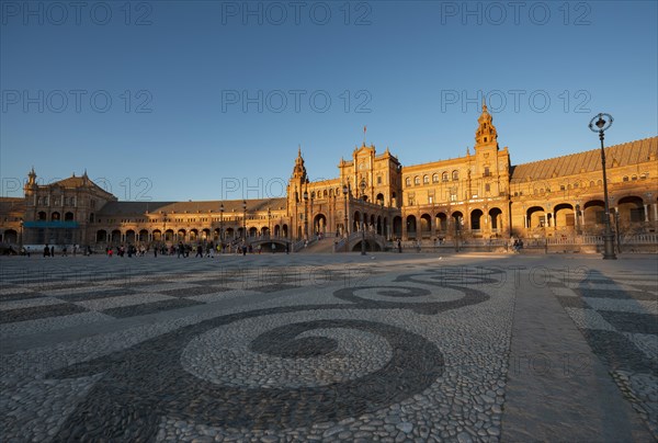 Artistic cobblestone pavement