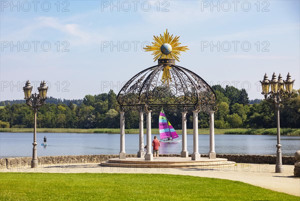 Pavilion on the beach promenade at Waginger See