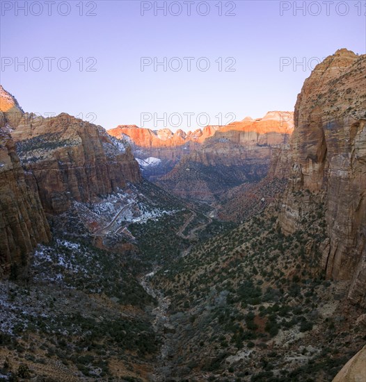View from Canyon Overlook into Zion Canyon in winter with snow