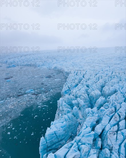 Ice structures