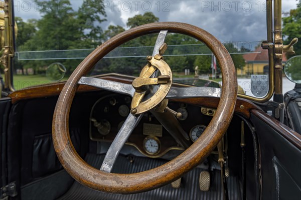 Oldtimer Hispano-Suiza T16