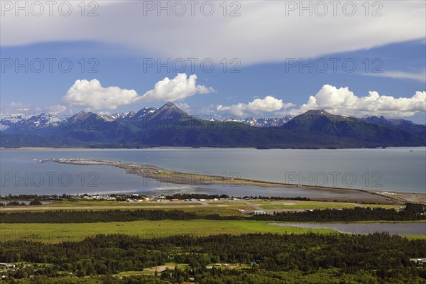 Homer Spit Peninsula in Kachemak Bay