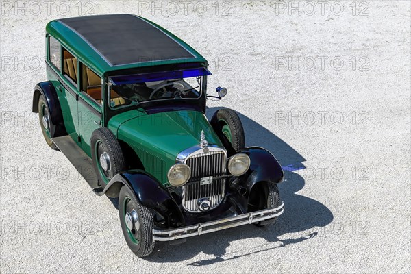 Oldtimer Steyr XXX sedan 1931