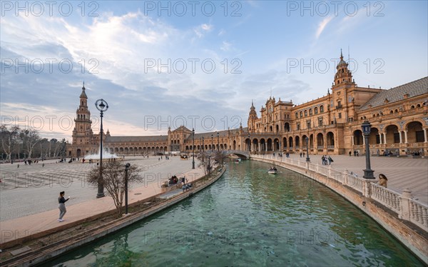 Canal at Plaza de Espana at sunset