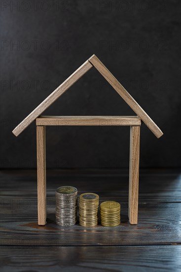 Symbolic picture of building saving
