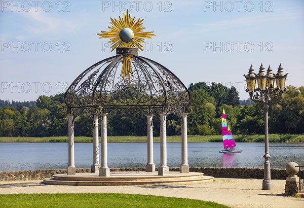 Pavilion on the beach promenade at Waginger See