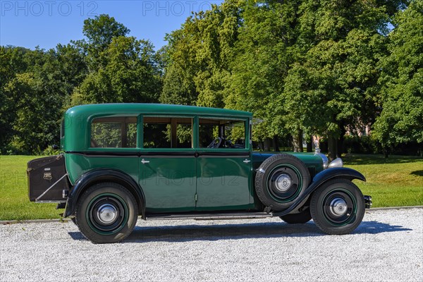 Oldtimer Steyr XXX sedan 1931