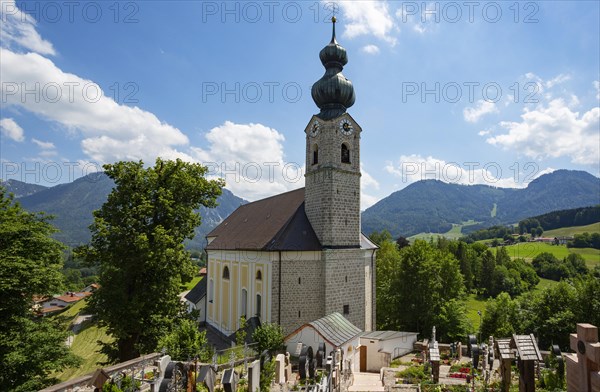 Cemetery and parish church Sankt Georg