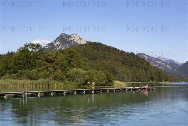 Bathing beach at the Fuschlsee with Schober