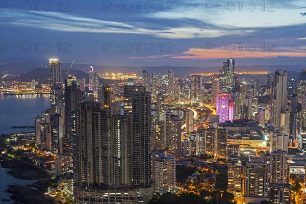 City view with dusk