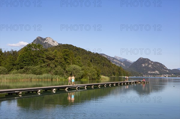 Bathing beach at the Fuschlsee with Schober