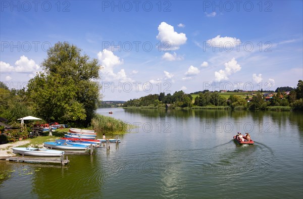 Boat rental at Lake Tachingen near Tettenhausen