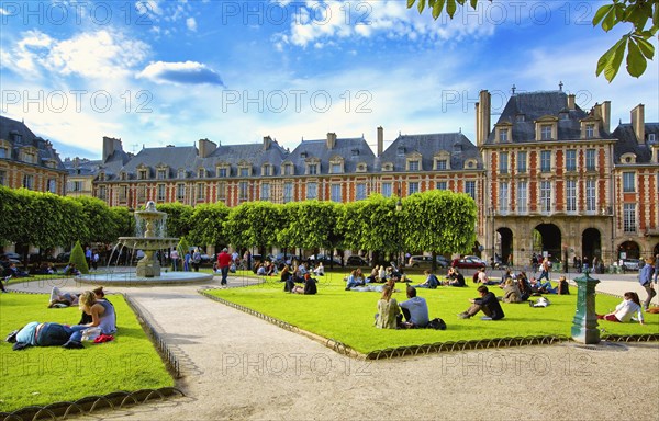 Place des Vosges square