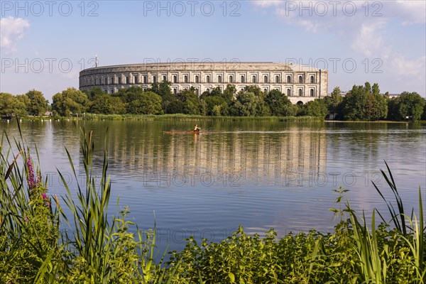 Dutzendteich in front of the Congress Hall