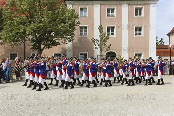 Ulmer Binder Dance in the monastery yard in Wiblingen