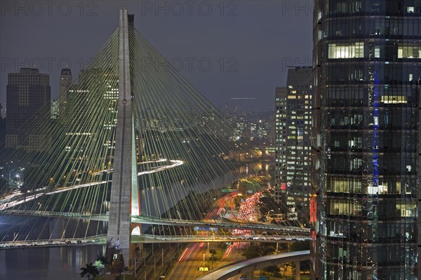 Octavio Frias de Oliveira Bridge over the Pinheiros river in Morumbi district