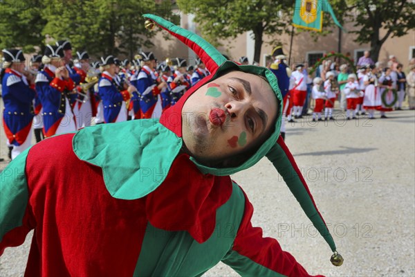 Ulmer Binder Dance in the monastery courtyard in Wiblingen