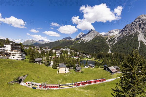 Rhaetsche Bahn and village view