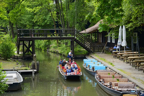 Boat trip on the Hechtgraben