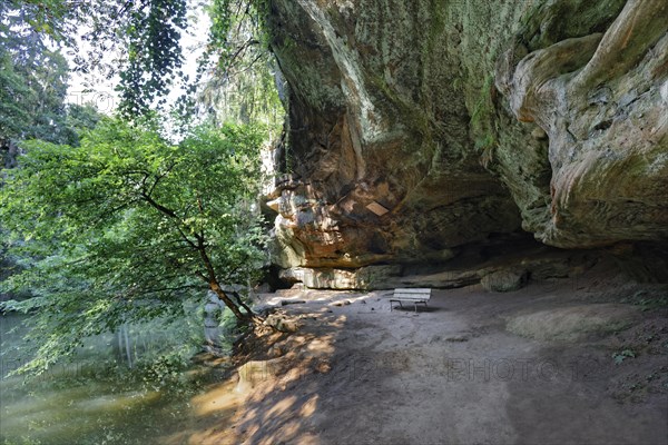 Bank in front of Gutav Adolf cave