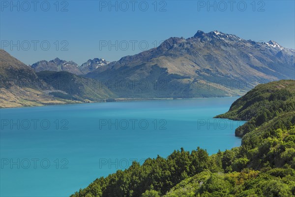 View over Lake Wakatipu to the Thomson Mountains