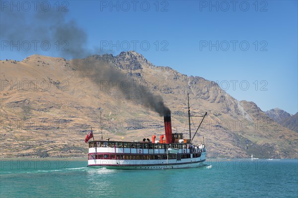Historic steamer Earnslaw on Lake Wakatipu