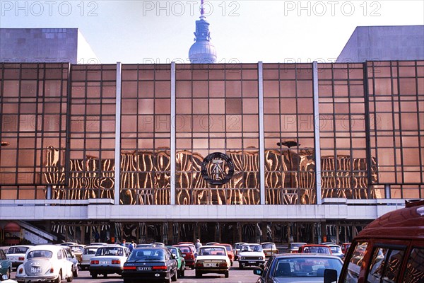 Shortly after the fall of the Berlin Wall Palast der Republik