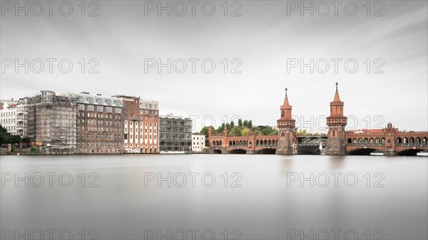 Oberbaum bridge across the Spree